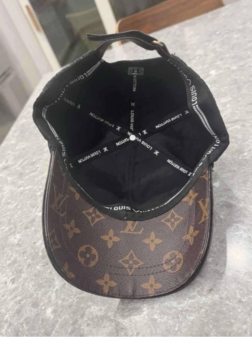 Louis Vuitton LV Monogram Get Ready Baseball Cap Hat Black  And Brown 2 Tone - Picture 5 of 12